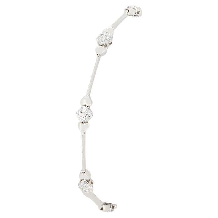 Bracciale vintage con diamanti a margherita da 0,72 carati, anni 
70 circa in vendita