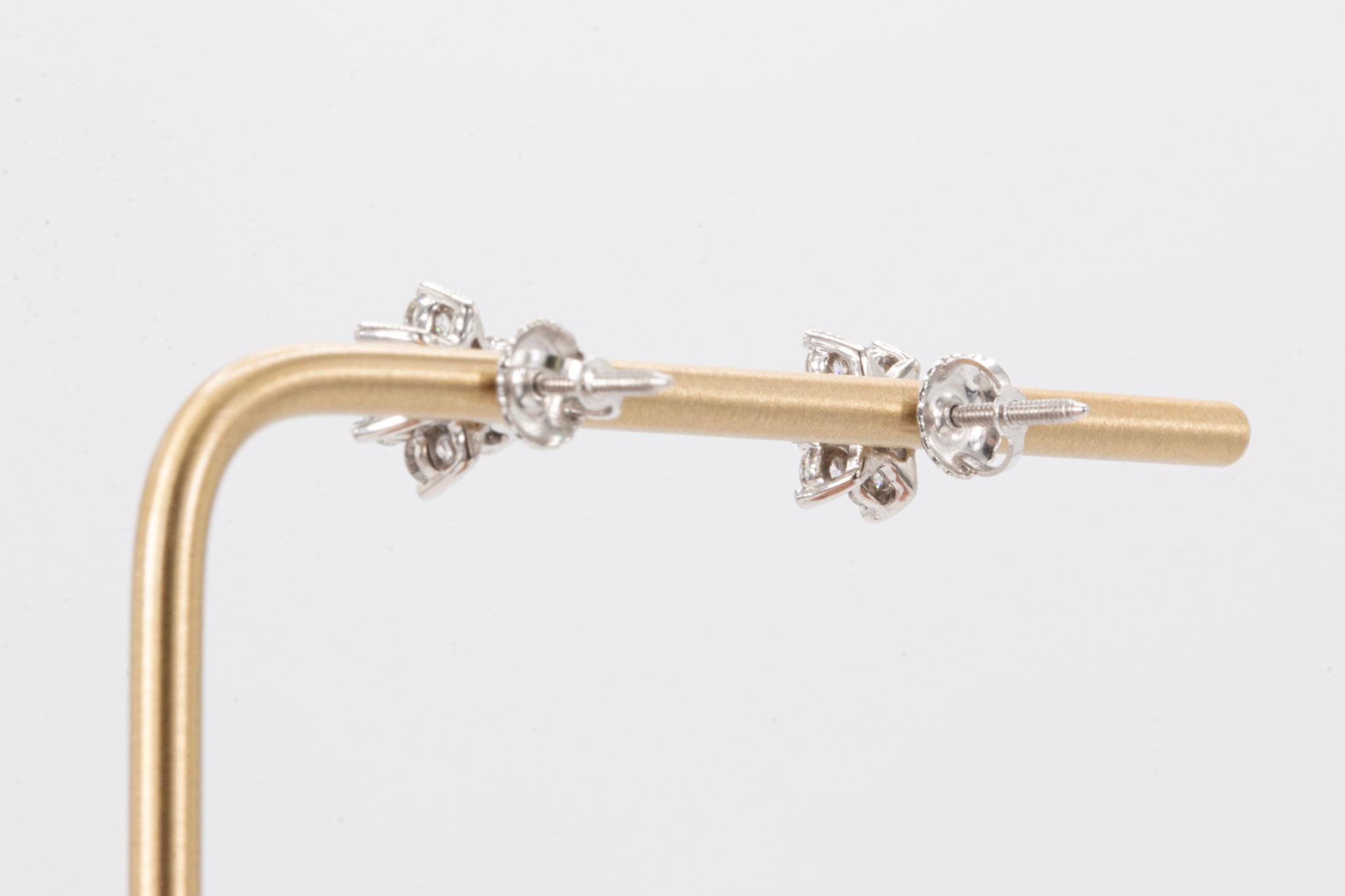 Vintage 0.74CT Runde Brillant Diamant Ohrringe in 14K & 10k Weißgold im Zustand „Gut“ im Angebot in Houston, TX