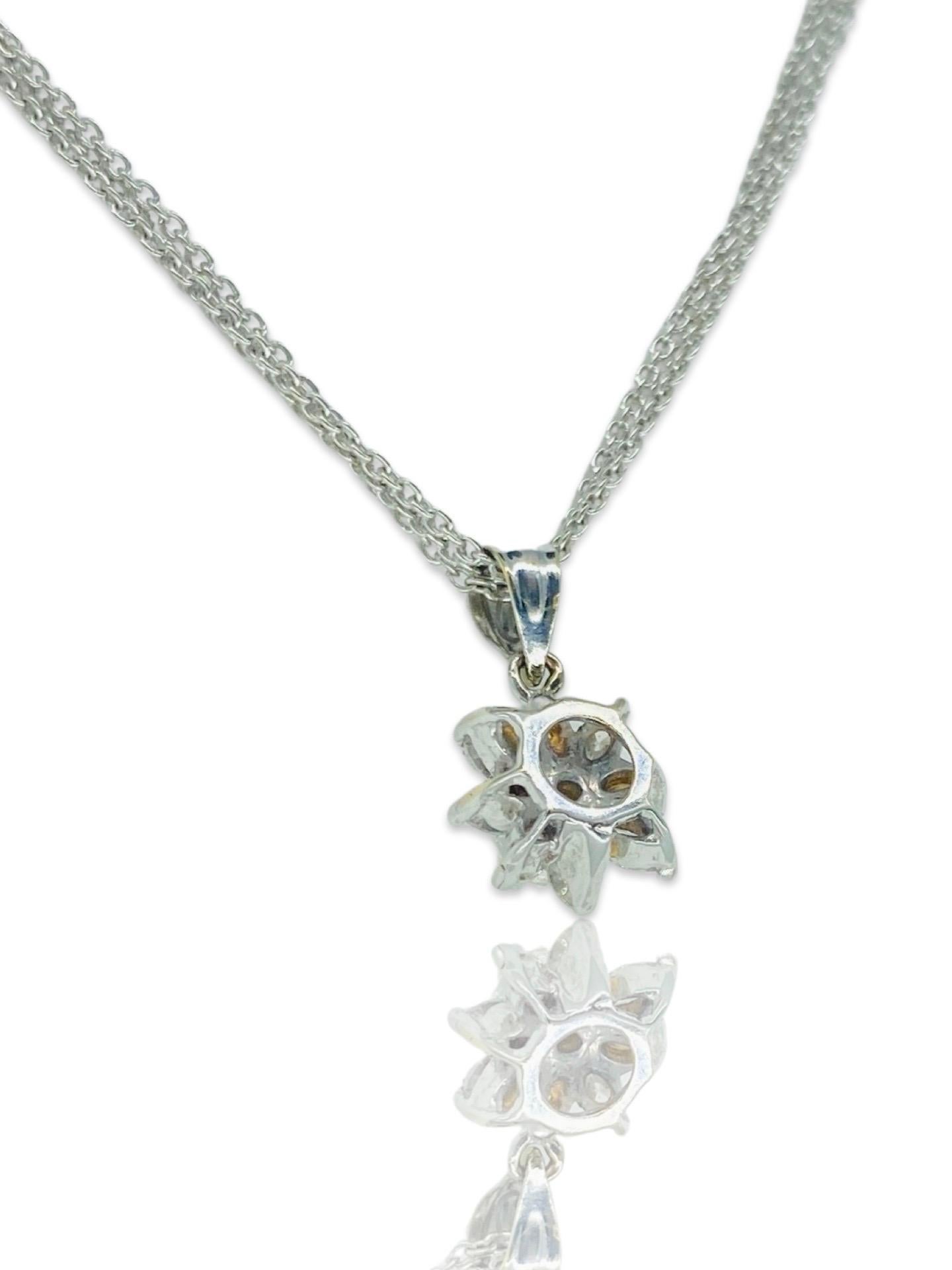 Vintage 0.75 Carat Diamonds Marquise Leaf Floral Pendant Necklace 18k White Gold For Sale 1