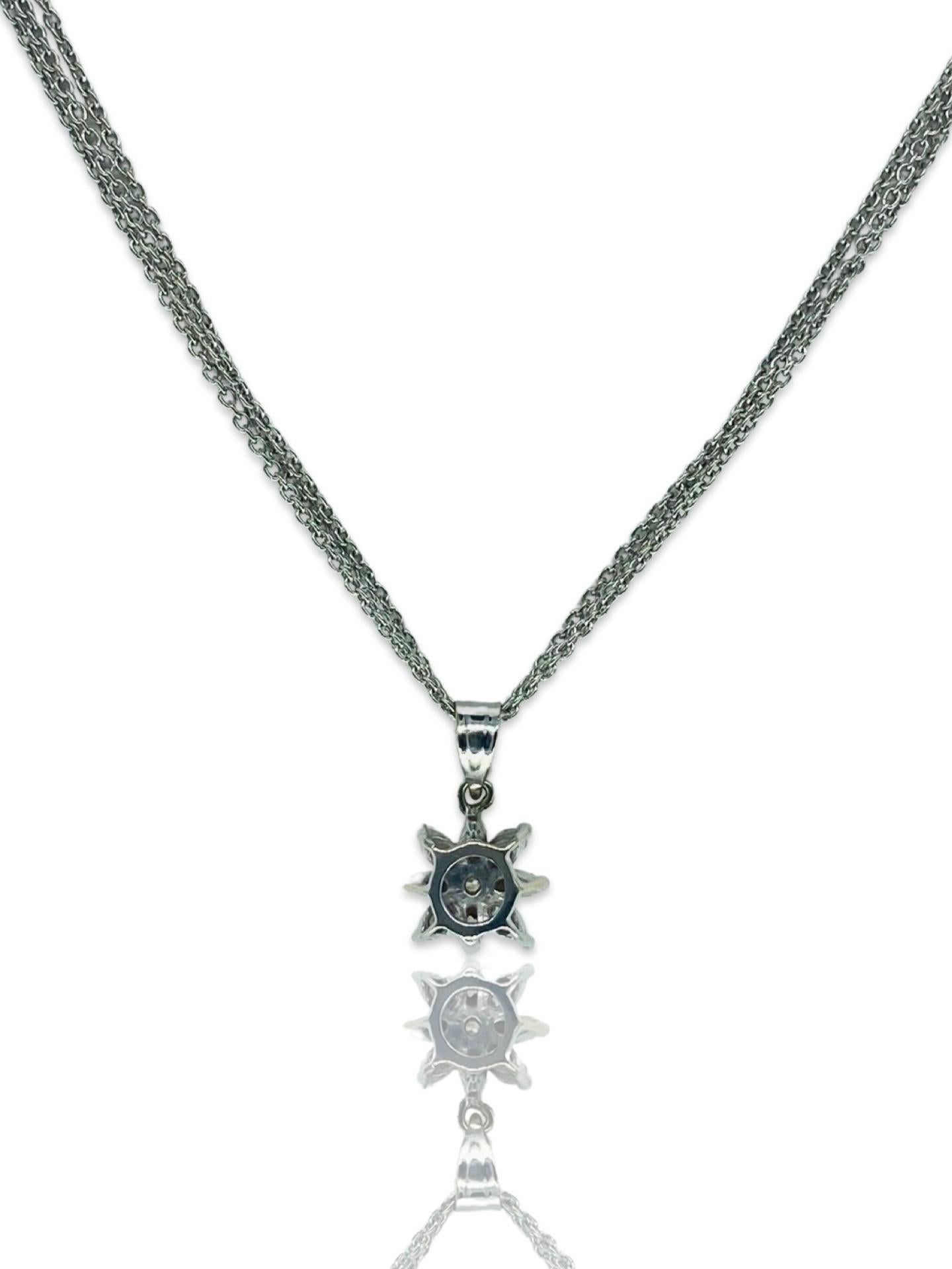 Vintage 0.75 Carat Diamonds Marquise Leaf Floral Pendant Necklace 18k White Gold For Sale 3