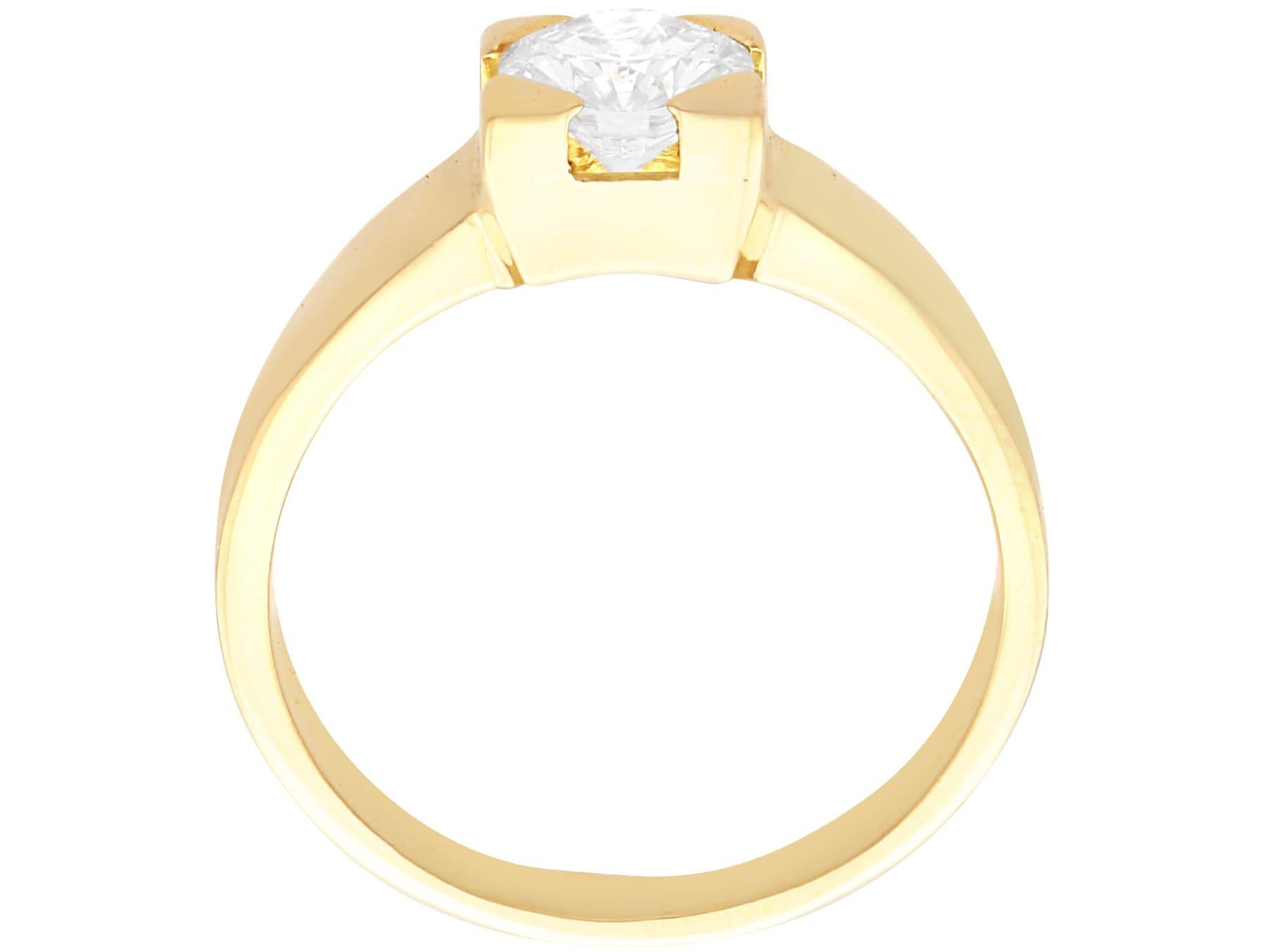 Vintage 0.75Ct Diamond and 18k Yellow Gold Solitaire Ring 1980 For Sale ...