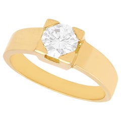 Vintage 0.75Ct Diamond and 18k Yellow Gold Solitaire Ring 1980