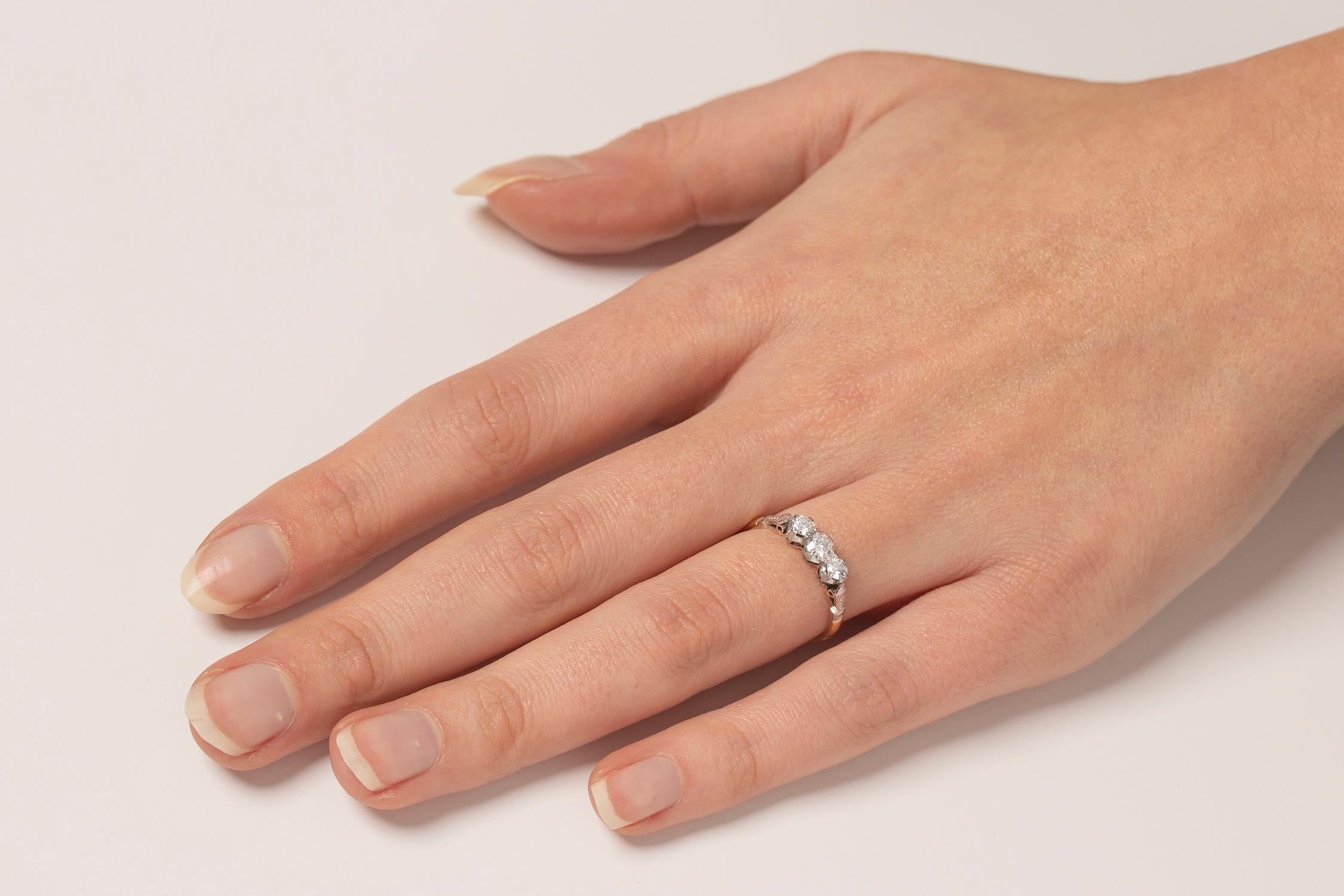 Women's or Men's Vintage 0.75 Carat Diamond Three-Stone Engagement Ring, circa 1940s For Sale