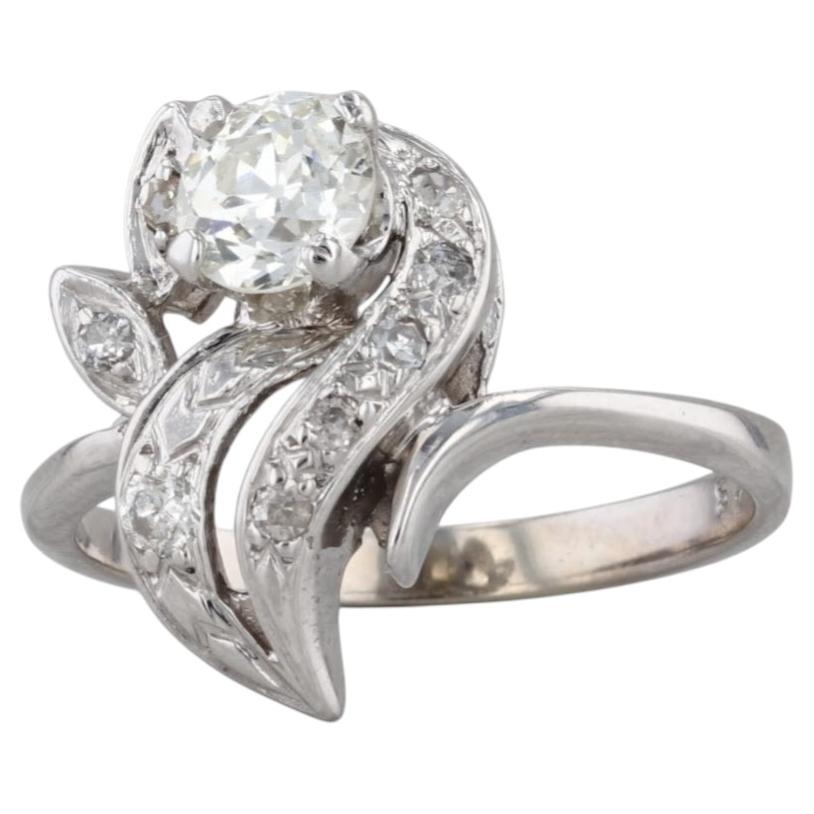 What is a vintage engagement ring?