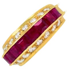 Vintage Carré Cut Ruby Cocktail Ring (Approx. 0.8-Carats), 18k Yellow Gold