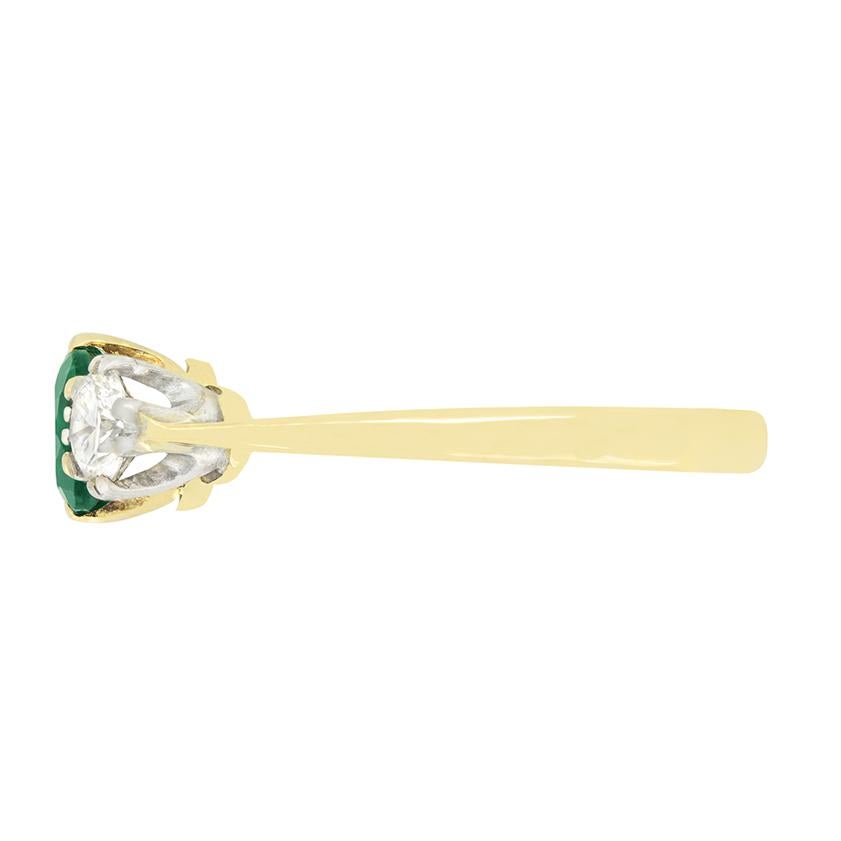 Art Deco Vintage 0.80ct Emerald and Diamond Three Stone Ring, hallmarked 1986 For Sale