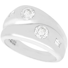 Bague cocktail vintage torsadée en platine et diamants de 0,81 carat