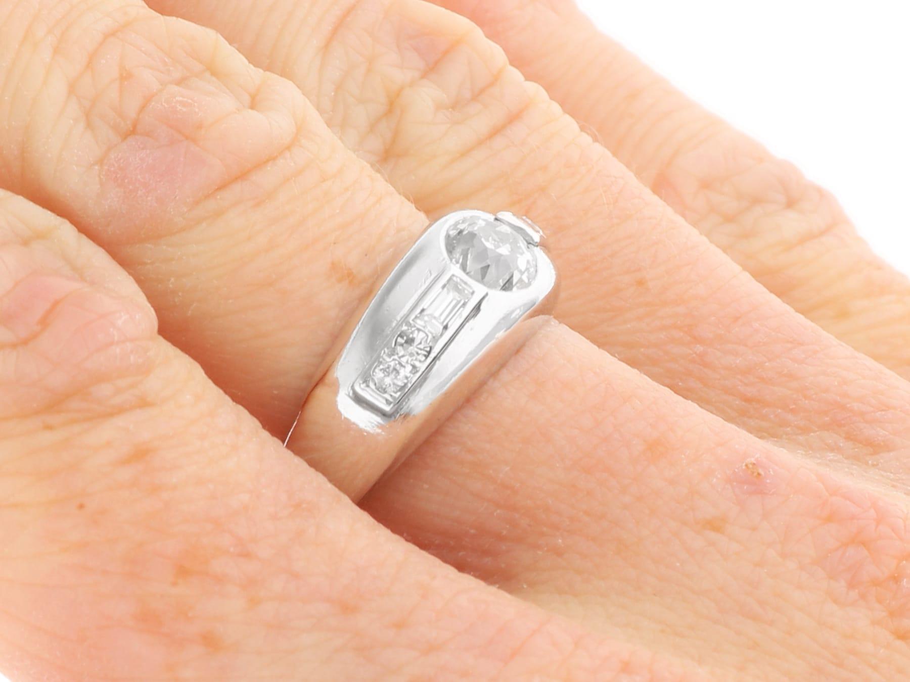 Vintage 0.82 Carat Diamond and Platinum Ring Circa 1940 For Sale 1