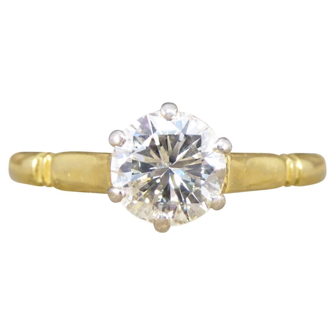Vintage 0.82ct Diamond Solitaire Ring in 18ct Yellow Gold For Sale