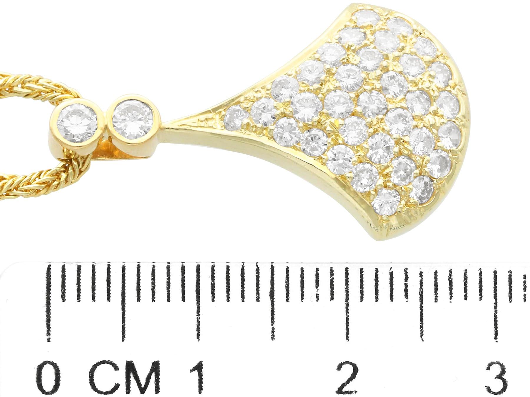Pendentif vintage en or jaune 14 carats et diamants de 0,85 carat, c. 1980 en vente 1