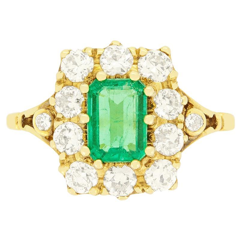 Vintage 0.85ct Emerald and Diamond Cluster Ring, c.1960s