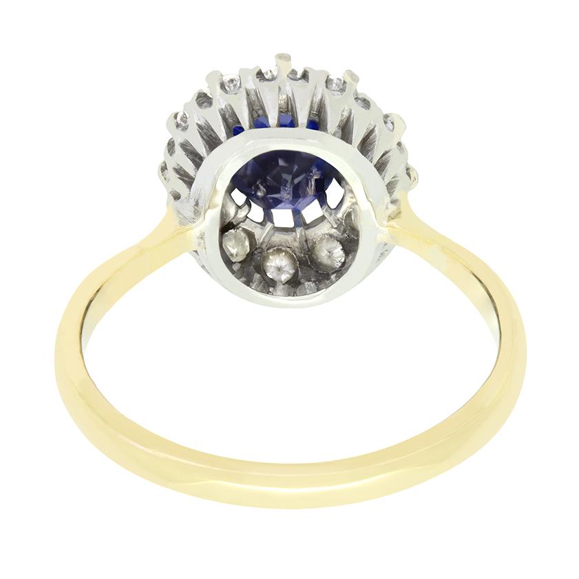 Vintage-Cluster-Ring mit 0,90 Karat Saphir und Diamant, ca. 1950er Jahre im Zustand „Gut“ im Angebot in London, GB