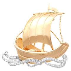 Boat Brosche aus 18 Karat Gelbgold mit 0,95 Karat Diamanten im Vintage-Stil, um 1945