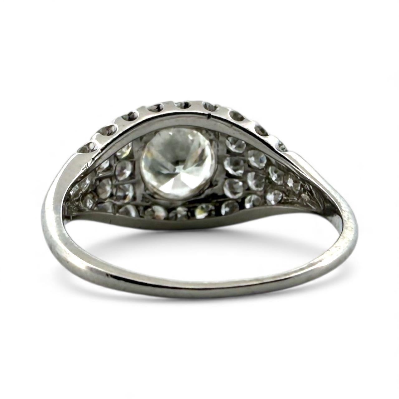 Anello di fidanzamento vintage in platino con diamante da 0.95 carati in vendita 6