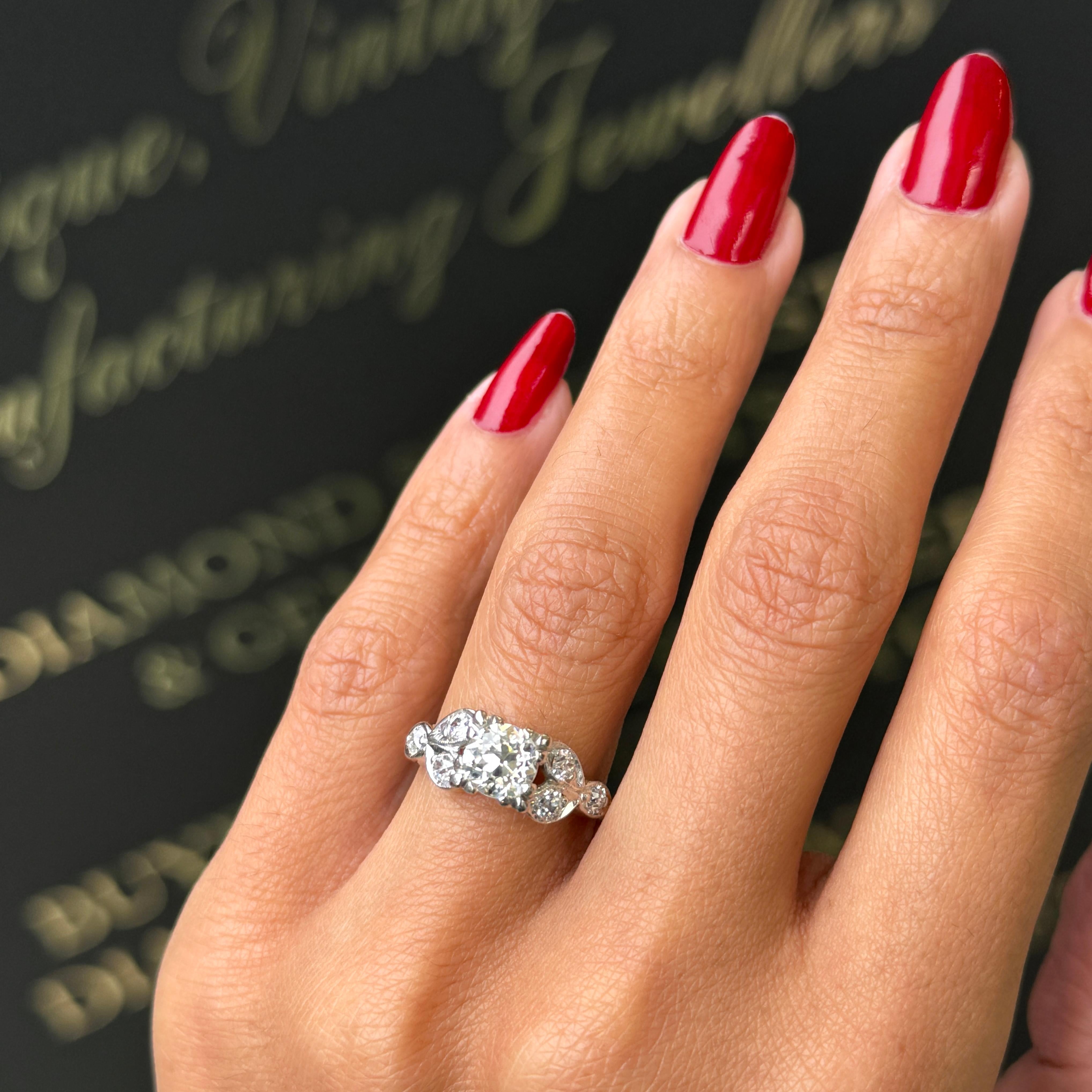 Vintage 0.99 Carat Old Cut Diamond and Platinum Engagement Ring, Circa 1950s In Excellent Condition For Sale In London, GB