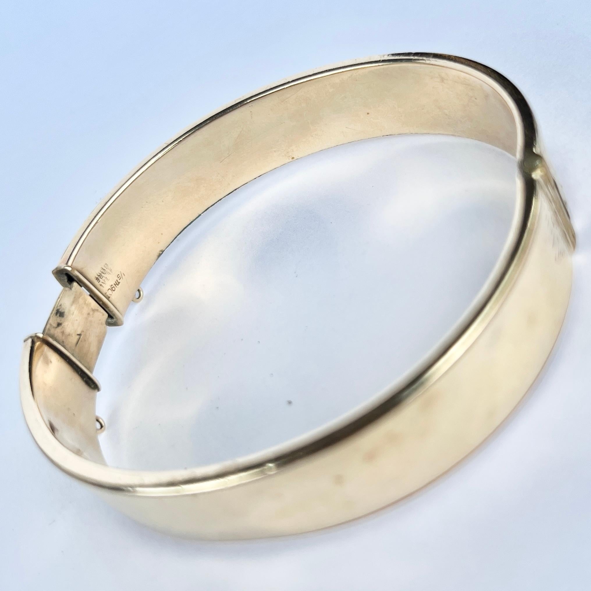 Vintage Bangle con incisione in oro 1/5 9 carati In condizioni buone in vendita a Chipping Campden, GB
