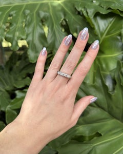 Vintage-Ring mit einem Diamanten im alten europäischen Schliff (1 Karat) aus 14-karätigem Weißgold