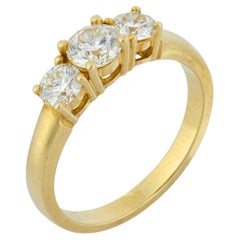Vintage 1 carat round brilliant cut diamond 14k yellow gold three stone ring