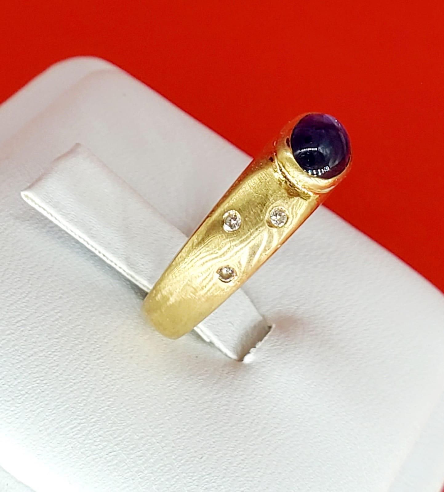 1 Carat Sapphire Cabochon and Diamonds Etoile Star Galaxy Ring 18 Karat Gold In Excellent Condition For Sale In Miami, FL
