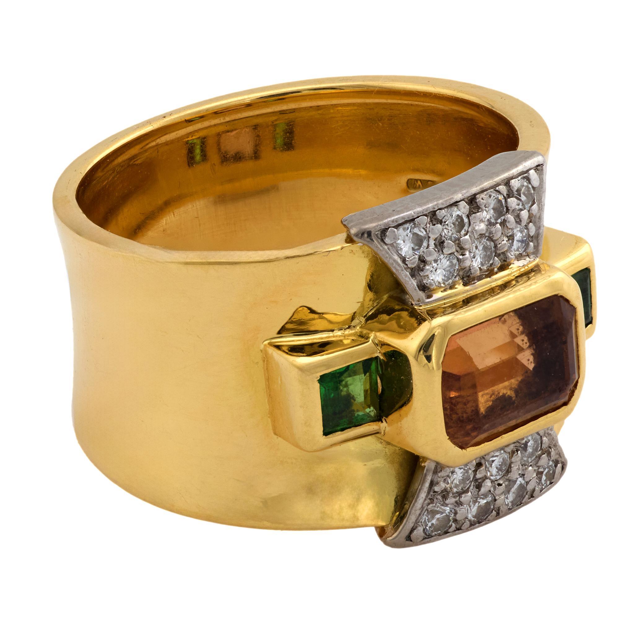 Anillo de cóctel vintage de oro amarillo de 18k con topacio, turmalina y diamante de 1 quilate Corte esmeralda en venta