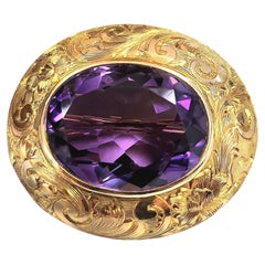 Vintage 10 Carat Oval Amethyst Engraved 14K Yellow Gold Brooch