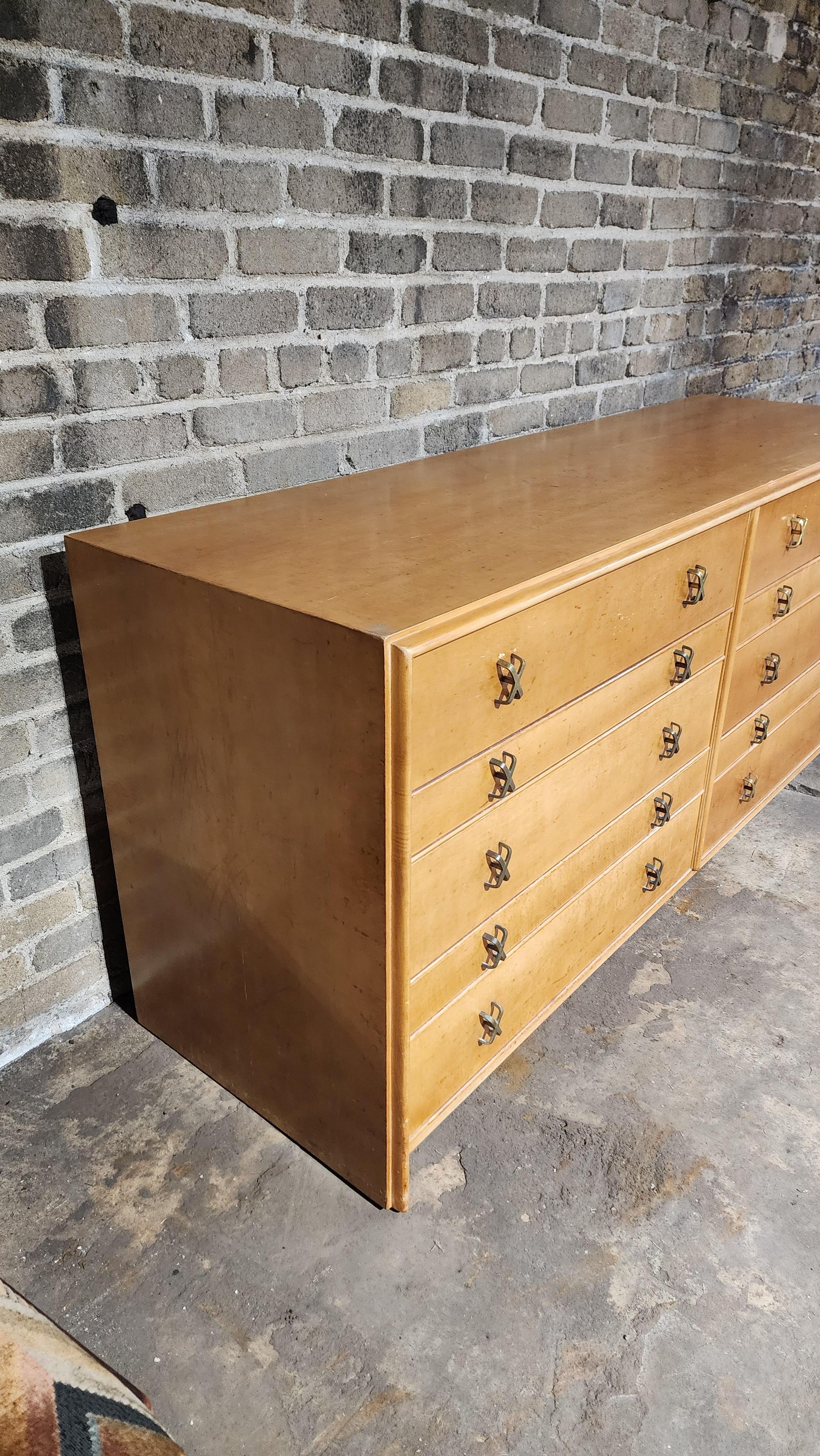 Mid-Century moderno Comò a 10 cassetti vintage di Paul Frankl per Johnson Furniture in vendita
