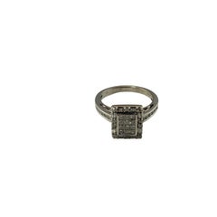Vintage 10 Karat White Gold and Diamond Ring