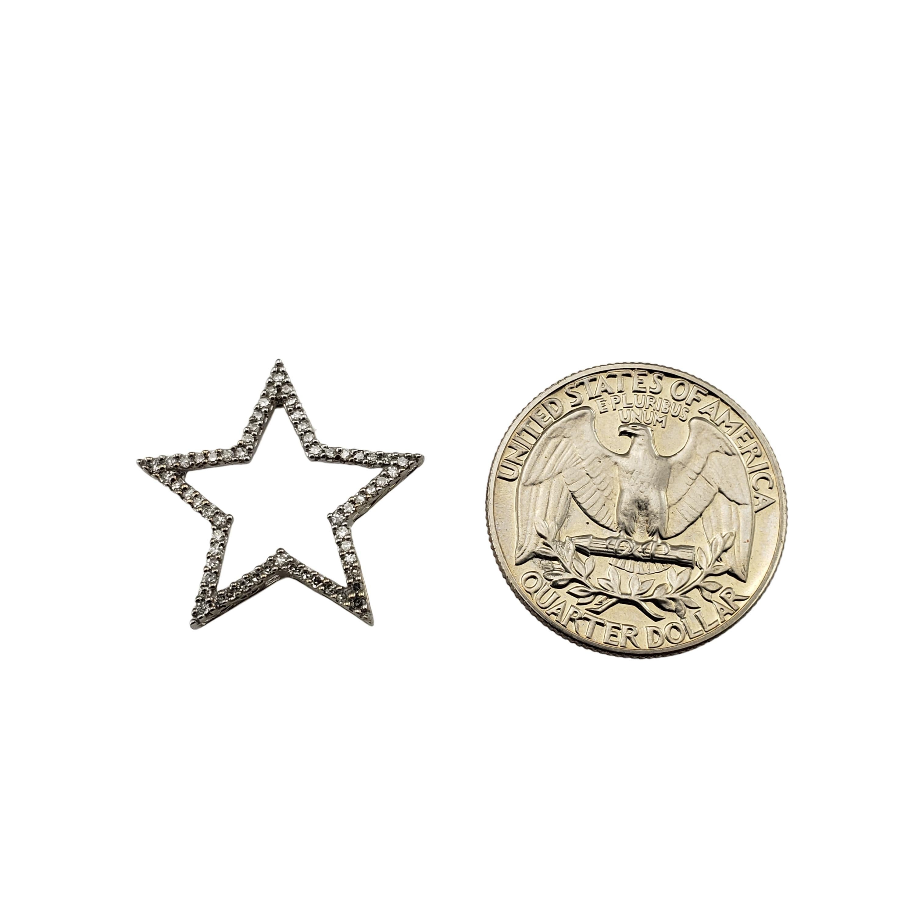 Vintage 10 Karat White Gold and Diamond Star Pendant For Sale 2