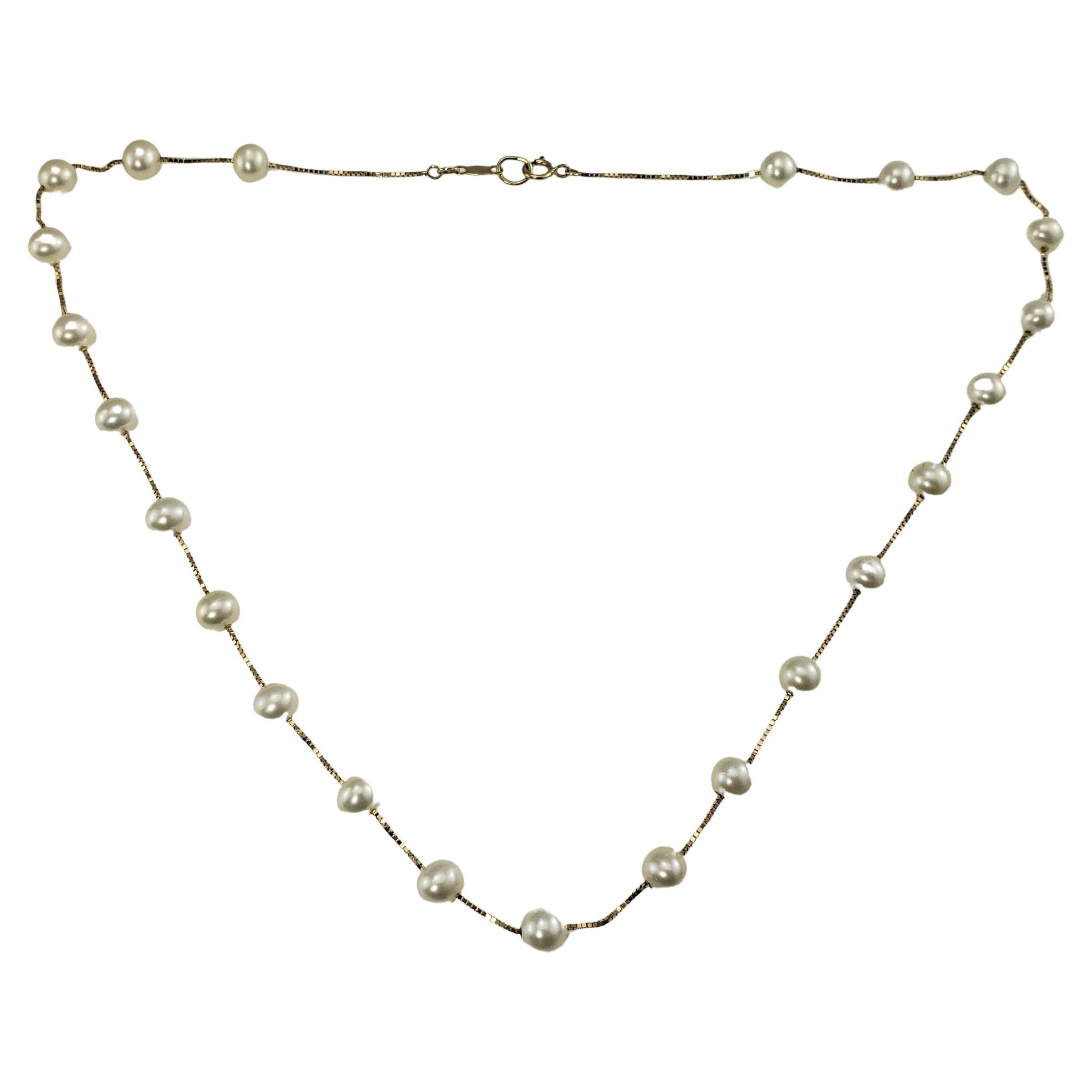 10 Karat Yellow Gold and Pearl Necklace For Sale