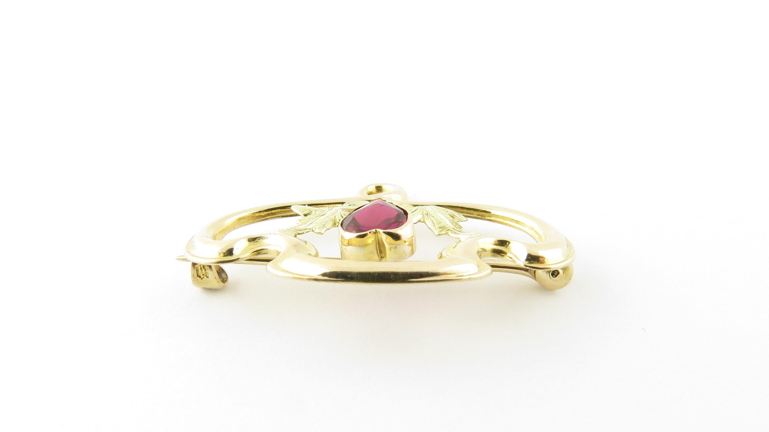 Vintage 10 Karat Yellow Gold and Synthetic Ruby Brooch or Pin #4353 In Good Condition In Washington Depot, CT