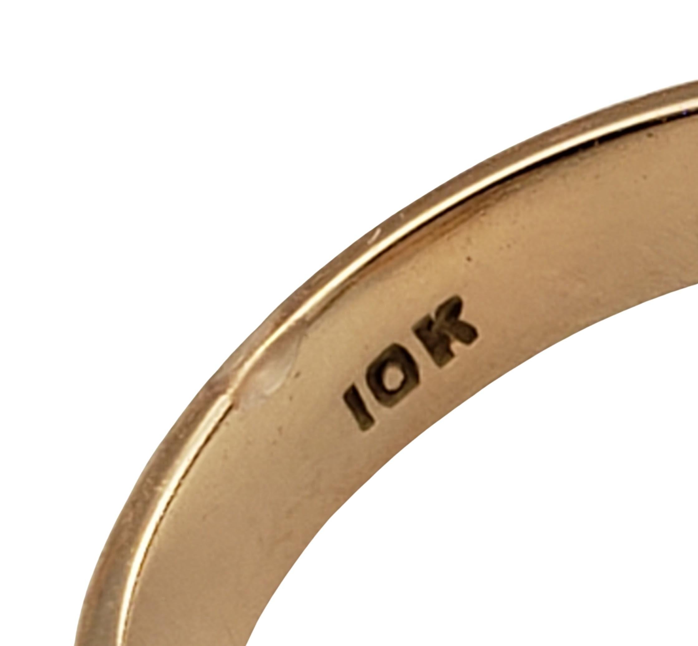 Kamee-Ring aus 10 Karat Gelbgold 2