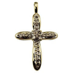 Pendentif croix vintage en or jaune 10 carats et diamants