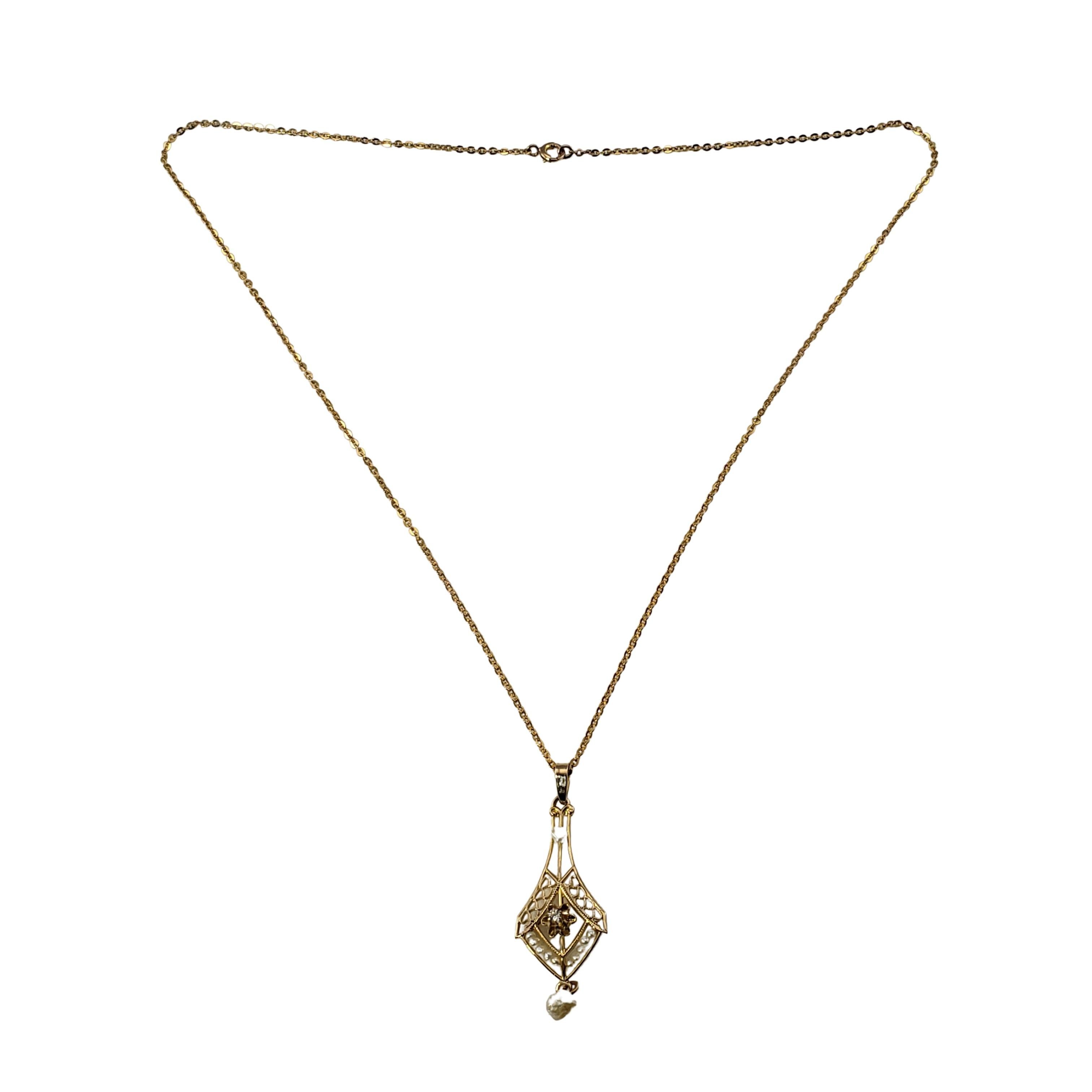 Halskette mit Anhänger aus 10 Karat Gelbgold mit Perlen und Diamanten Damen