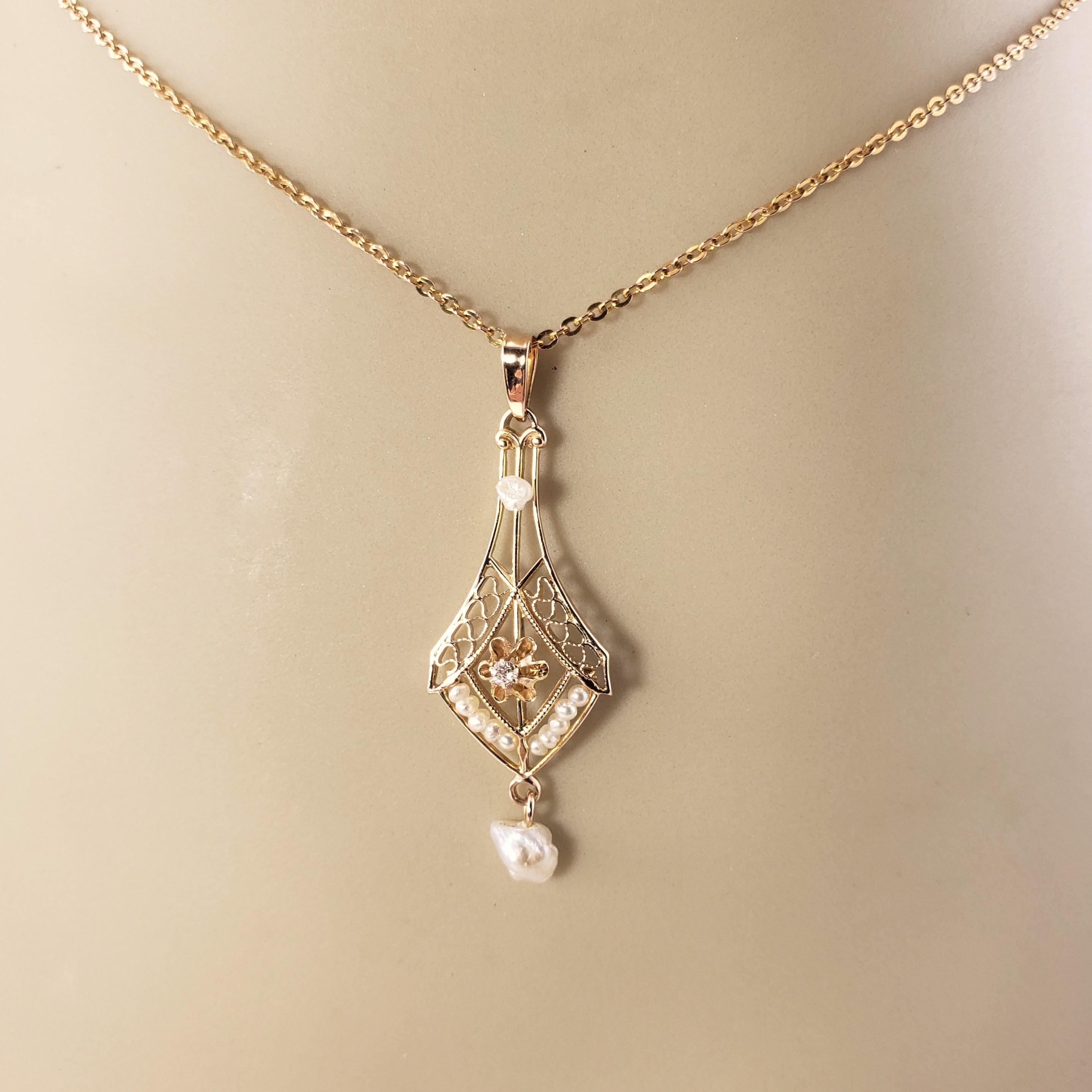 Halskette mit Anhänger aus 10 Karat Gelbgold mit Perlen und Diamanten 3
