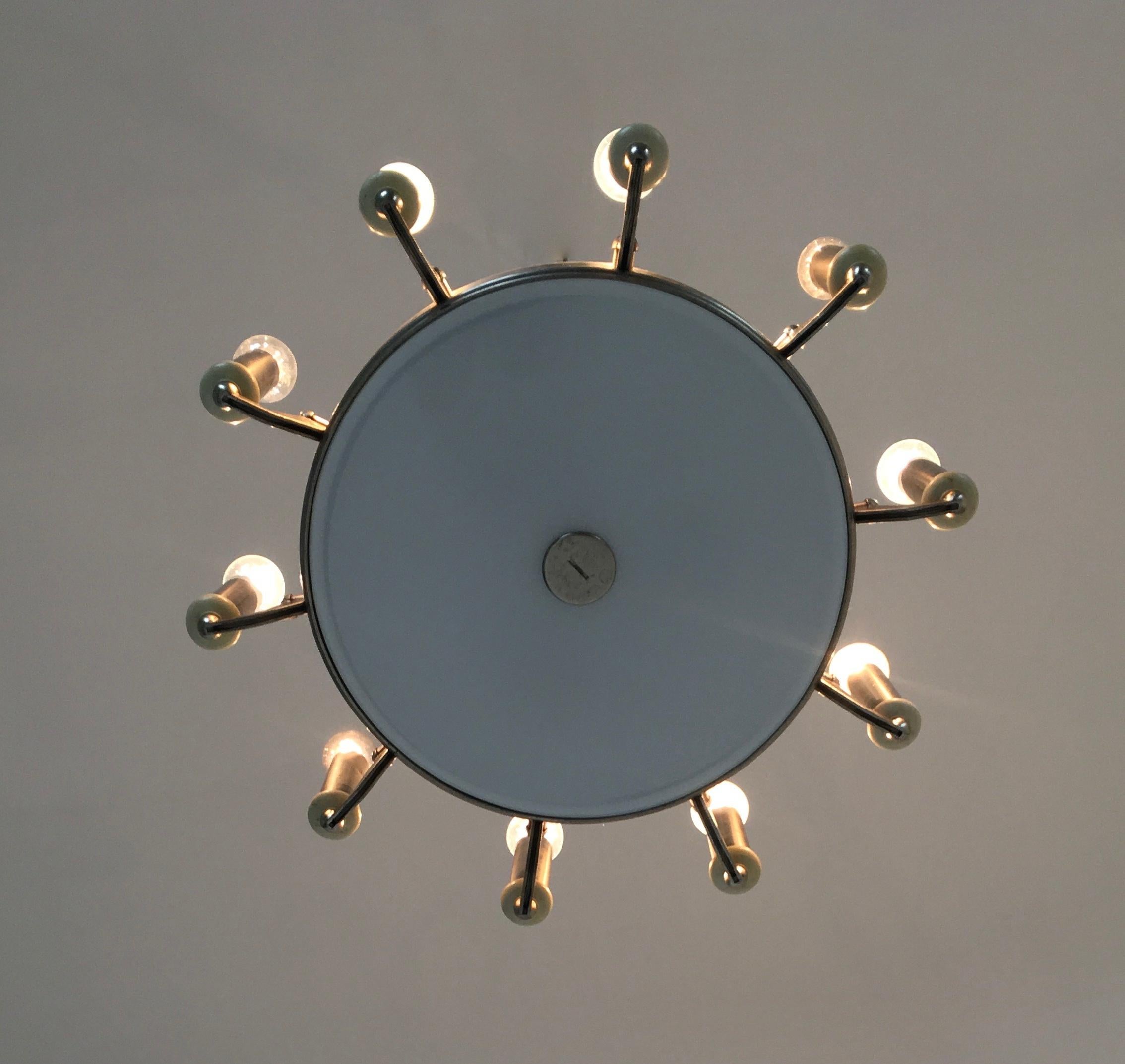 Mid-20th Century Vintage Art Deco 10-Light Round Varnished Metal Chandelier, Italy For Sale