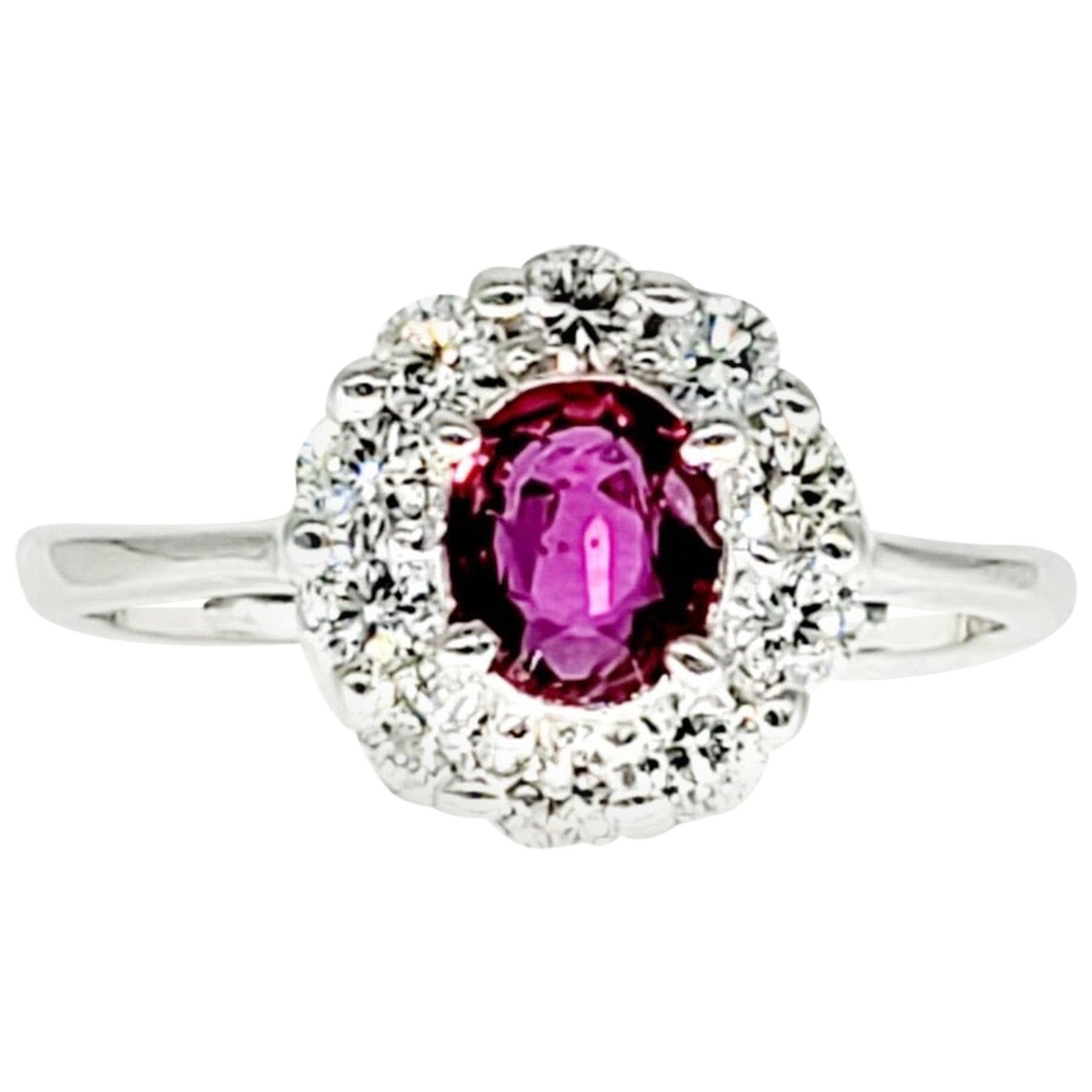 Vintage 1.00 Carat Certified Natural Red Ruby and Diamonds Halo Cluster Ring 14k For Sale