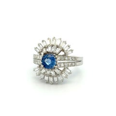 Vintage 1,00 Karat Kissen Saphir und Baguette & RBC Diamond Platinum Ring