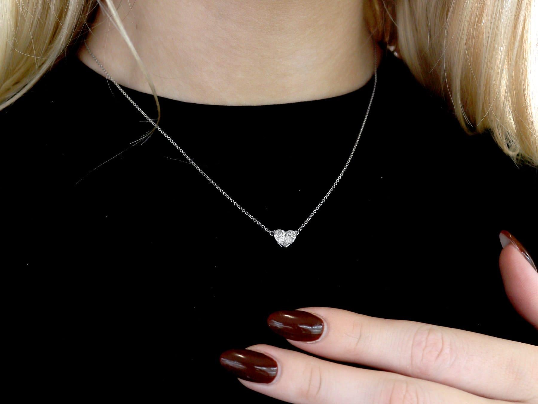 Vintage 1.00 Carat Heart Cut Diamond Solitaire Pendant For Sale 1