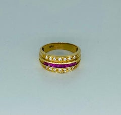 Vintage 1.00 Carat Diamonds & Ruby Band Ring 18k Gold