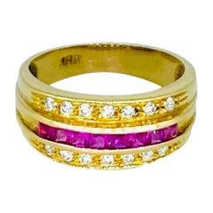 Vintage 1.00 Carat Diamonds & Ruby Band Ring 18k Gold
