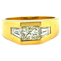 1.25 ct - princess cut diamond - pave - three stone ring - victorian s Vintage 1.00 Carat Princess Cut Diamond 18 Karat Yellow Gold Three Stone Ring