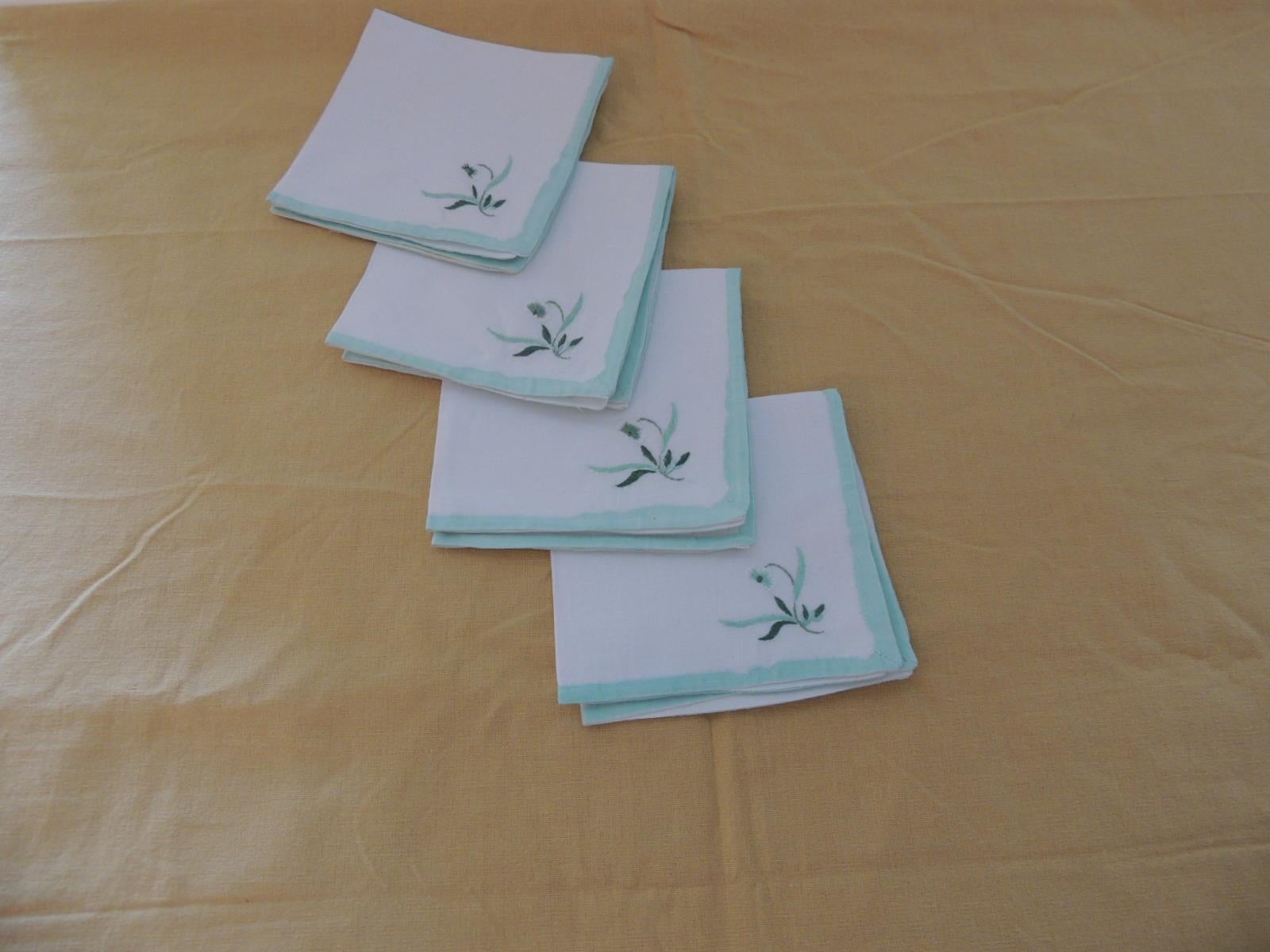 Italian Vintage 100% Linen Embroidered Set of 4 Hand Towels in White and Green Napkins