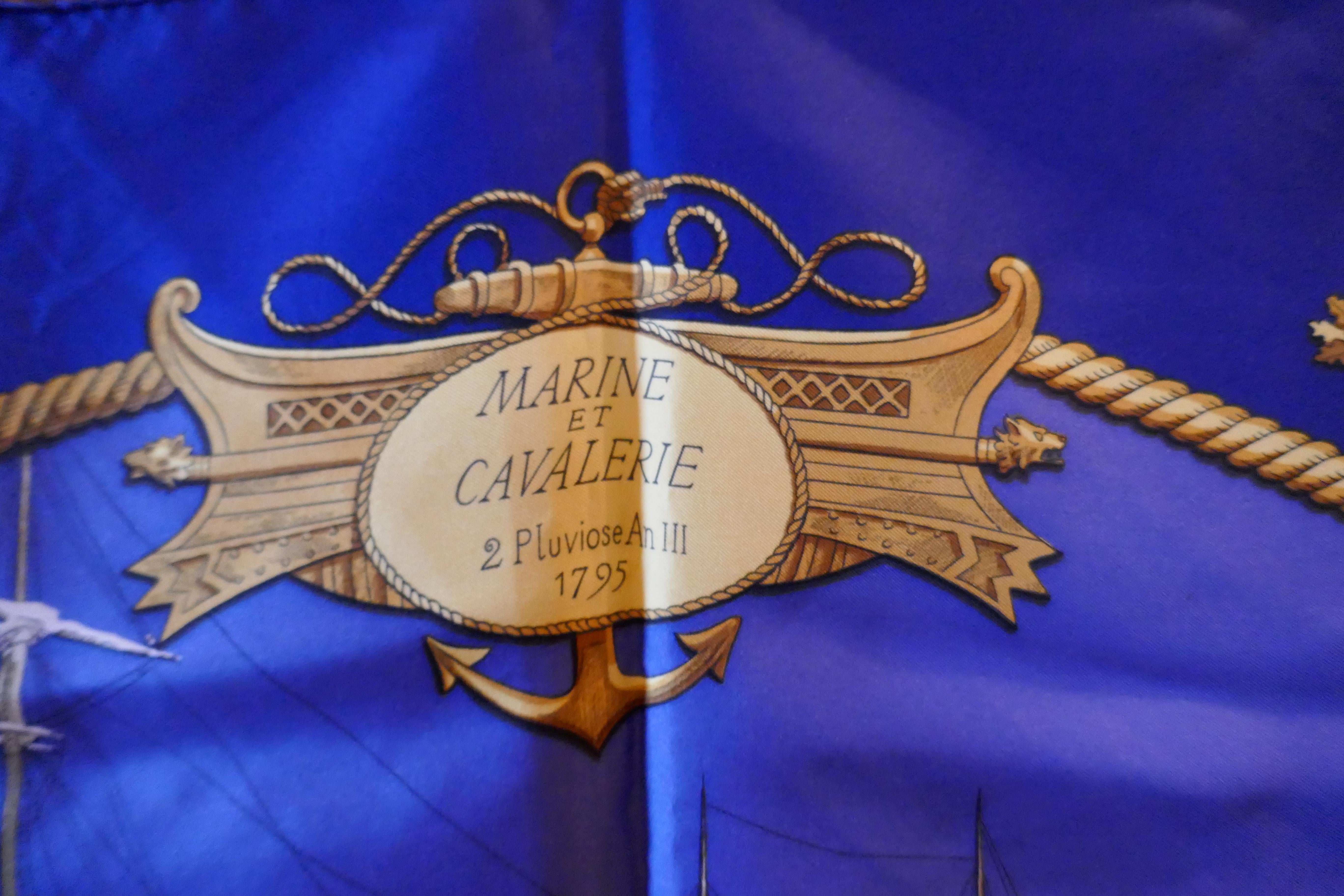 Purple Écharpe vintage 100 % soie « Marine et Cavalerie » de Philippe Ledoux de 1967 En vente
