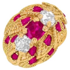 Anello di fidanzamento con rubino naturale taglio cuscino vintage (circa 1 carato), oro giallo