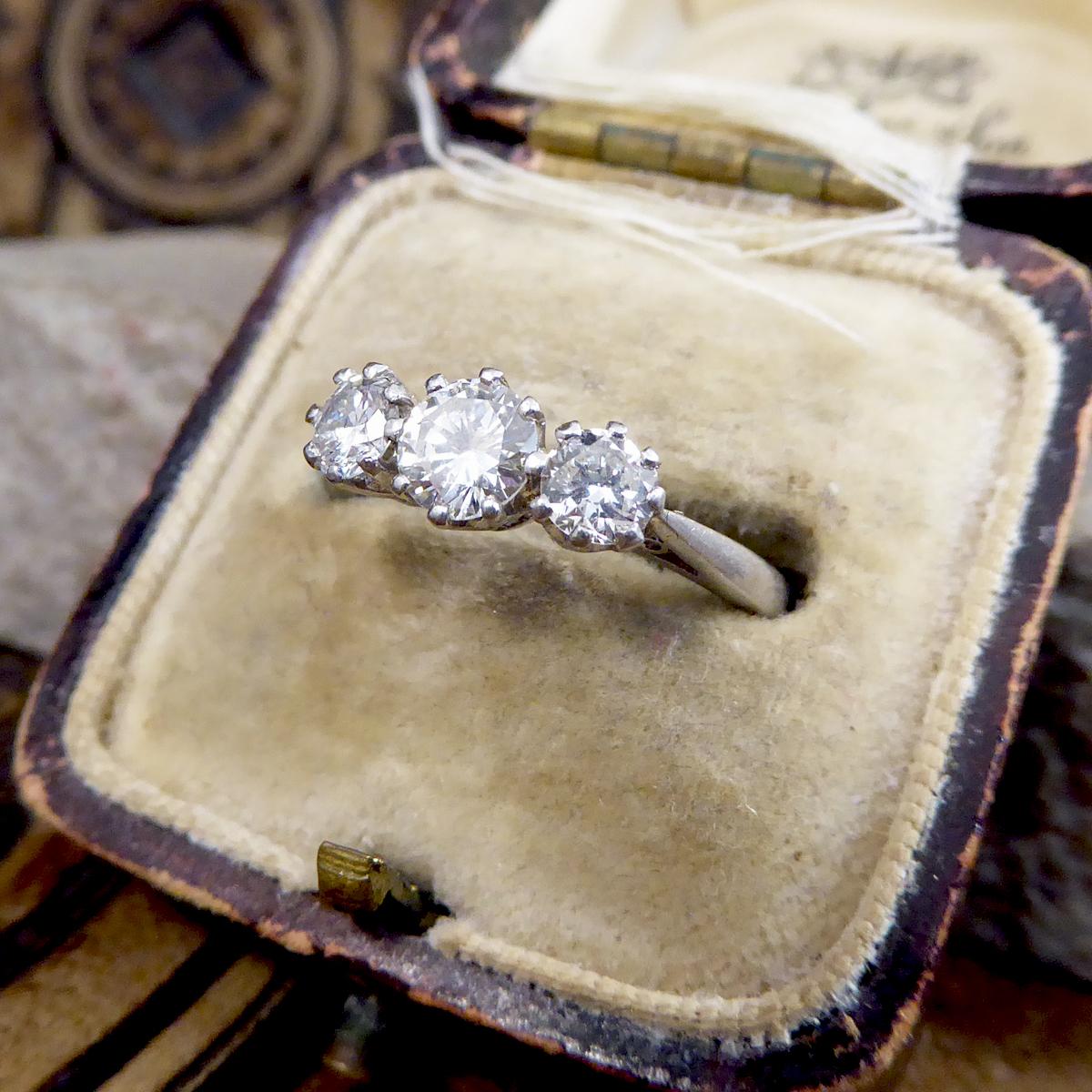 Vintage 1.00 Carat total Diamond Three-Stone Ring in Platinum 3
