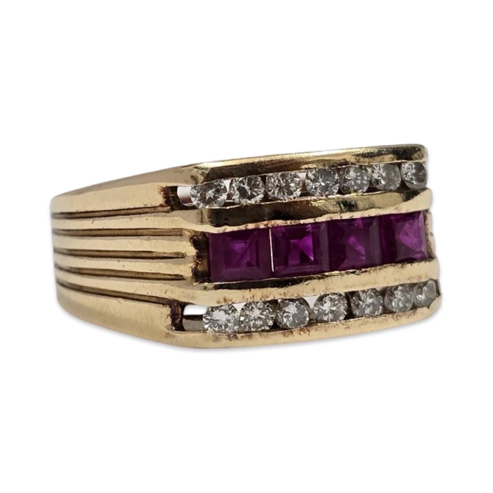Vintage 1.00tcw Rubin & Diamant Band Ring 18k Gold (Carréeschliff) im Angebot