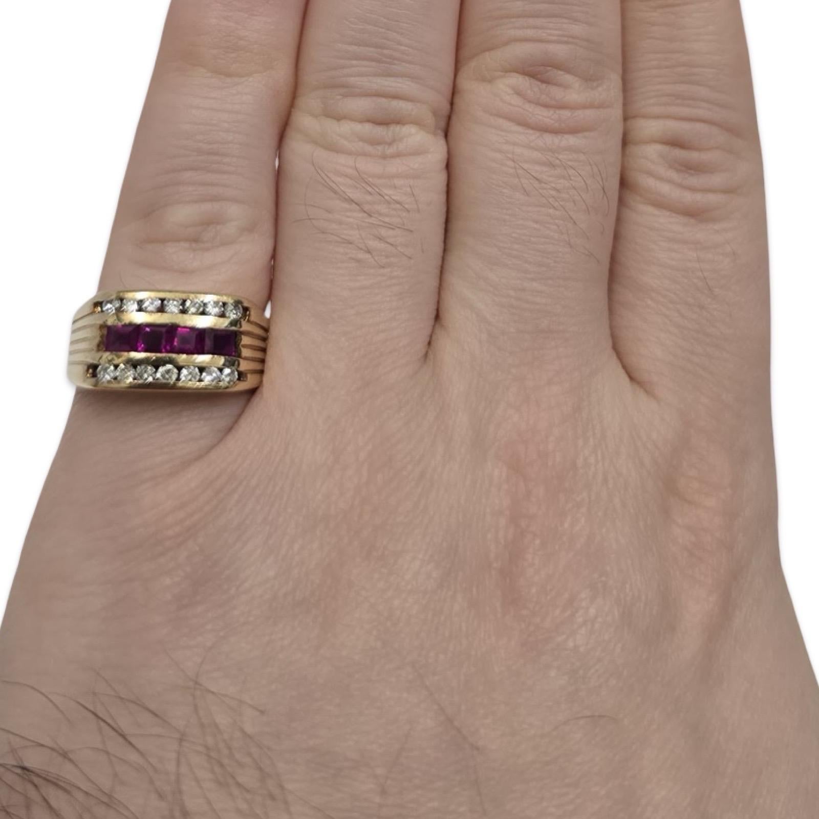 Vintage 1.00tcw Rubin & Diamant Band Ring 18k Gold im Zustand „Hervorragend“ im Angebot in Miami, FL