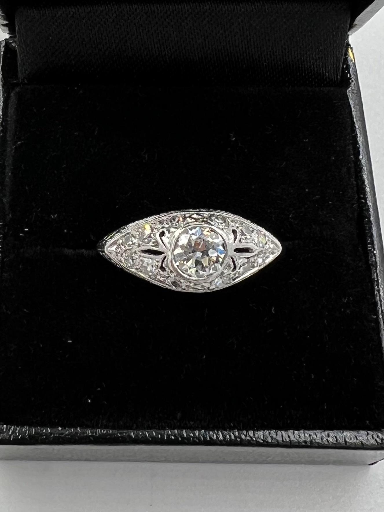 Vintage 1.01 Ct TW  Diamond white Gold Platinum Engagement Ring Circa 1935 6