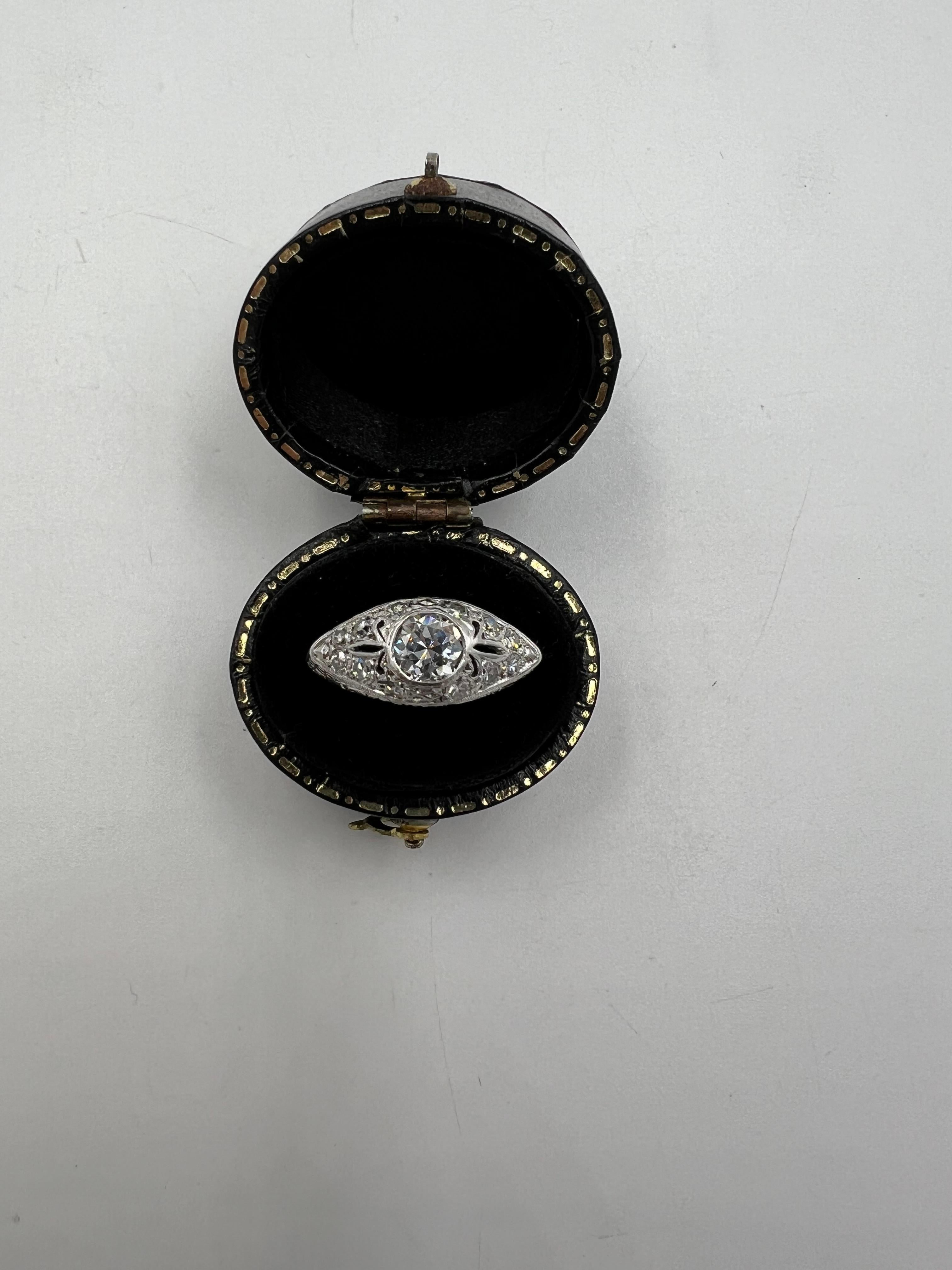 Vintage 1.01 Ct TW  Diamond white Gold Platinum Engagement Ring Circa 1935 3