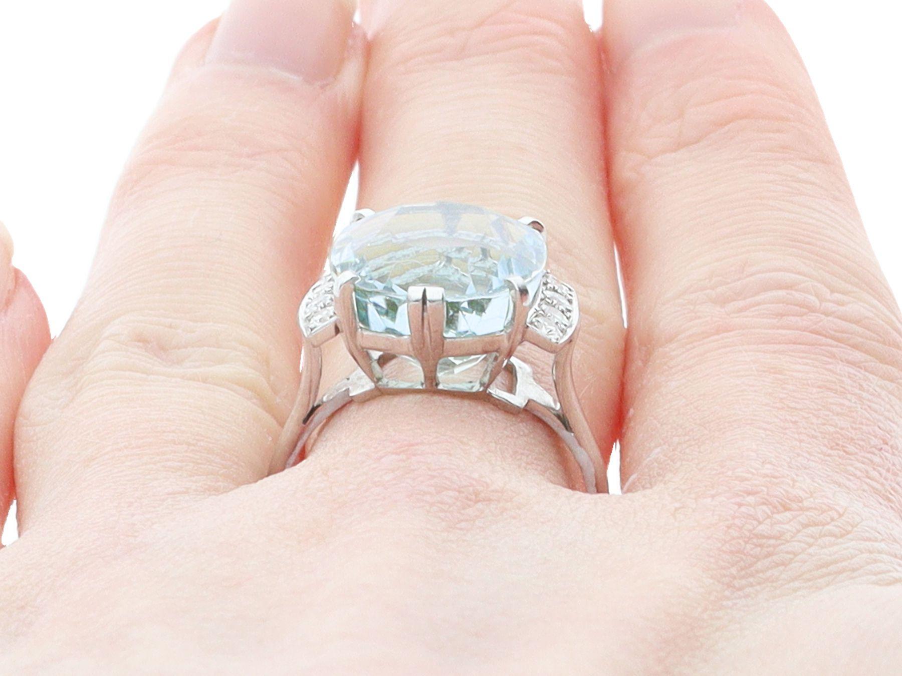 Vintage 10.12 Carat Aquamarine and Diamond Platinum Cocktail Engagement Ring For Sale 1